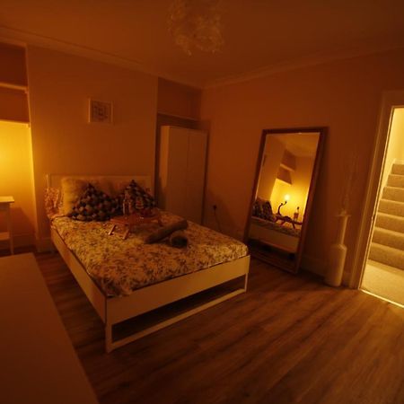 لندن Hygge Camden Town 2 Bedrooms Apartment المظهر الخارجي الصورة