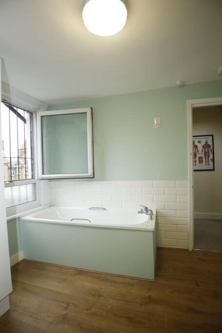لندن Hygge Camden Town 2 Bedrooms Apartment المظهر الخارجي الصورة